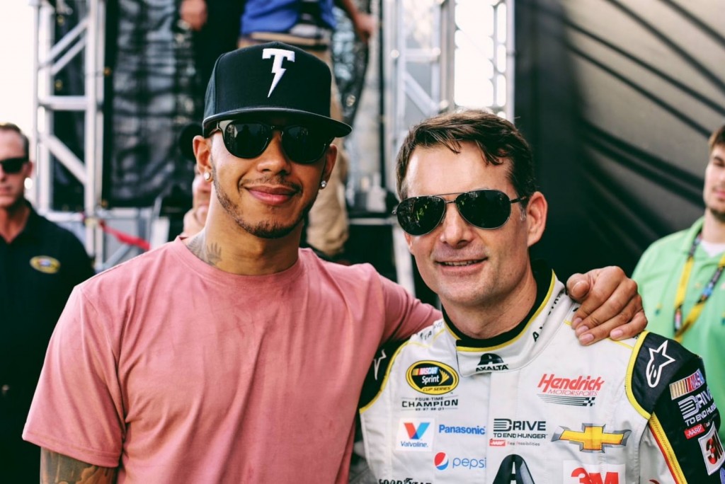 Jeff Gordon post with Lewis Hamilton