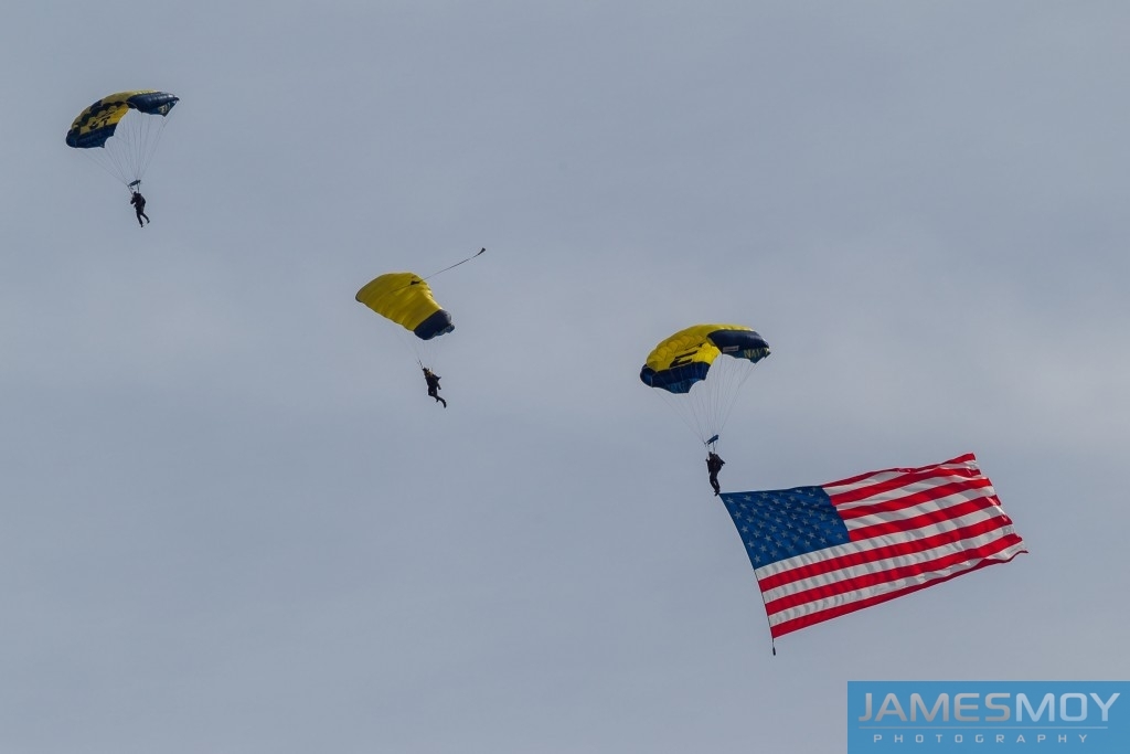 Parachutists. United States F1 Grand Prix. Austin, Texas.