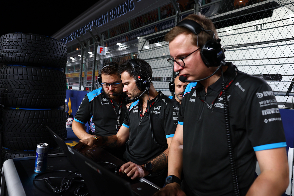 2023 Formula 1 Singapore Grand Prix, Marina Bay Circuit, Alpine F1 Team